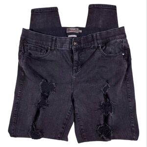 Torrid Bombshell Fit Feel The Fit Black Denim Distressed‎ Jean Size 16 Tall